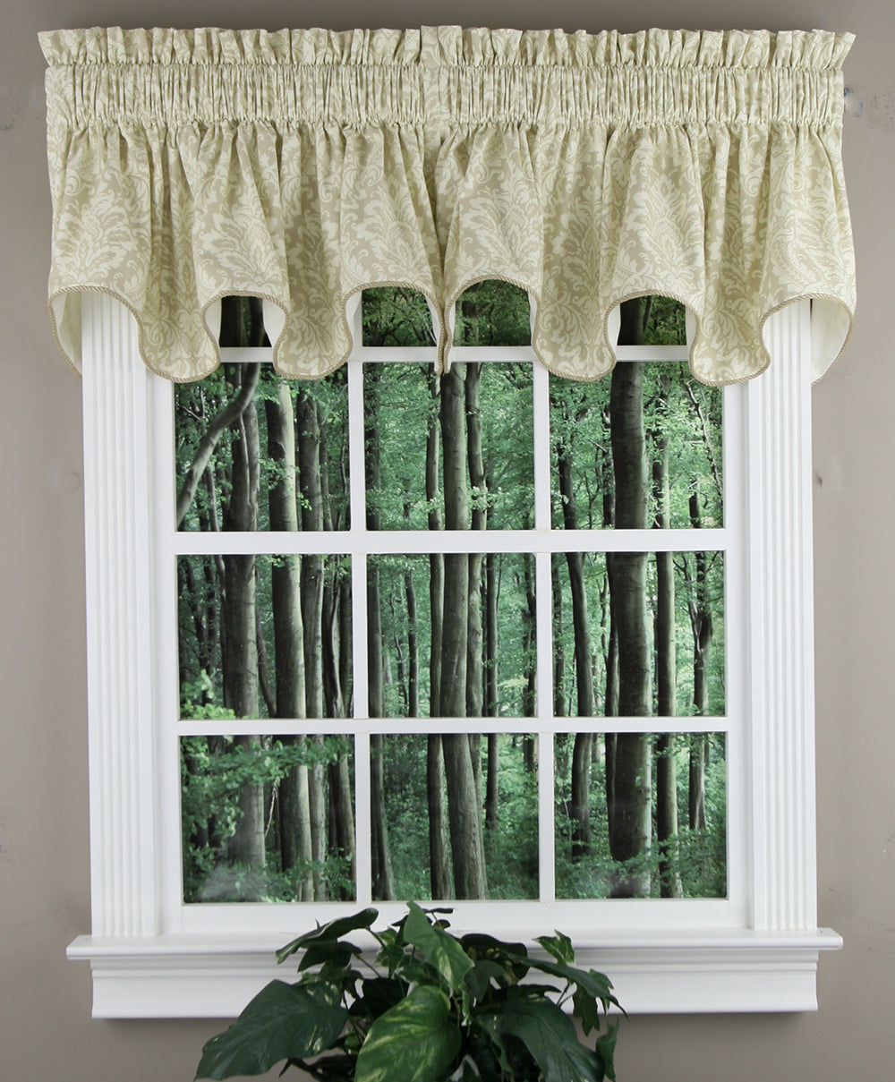 Donnington Lined Duchess Filler Valance