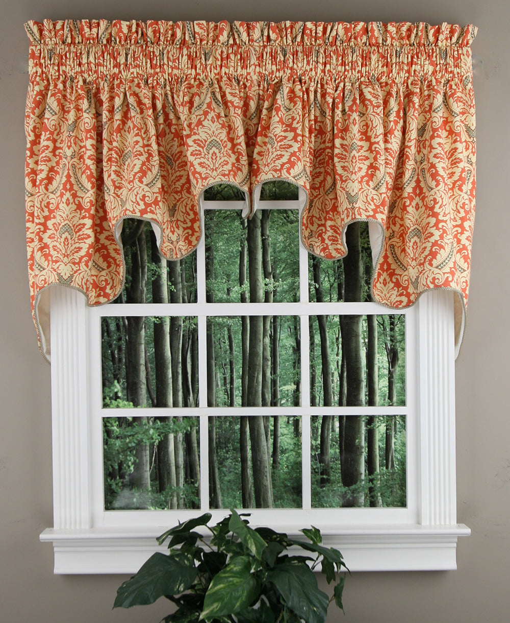 Donnington Lined Duchess Filler Valance