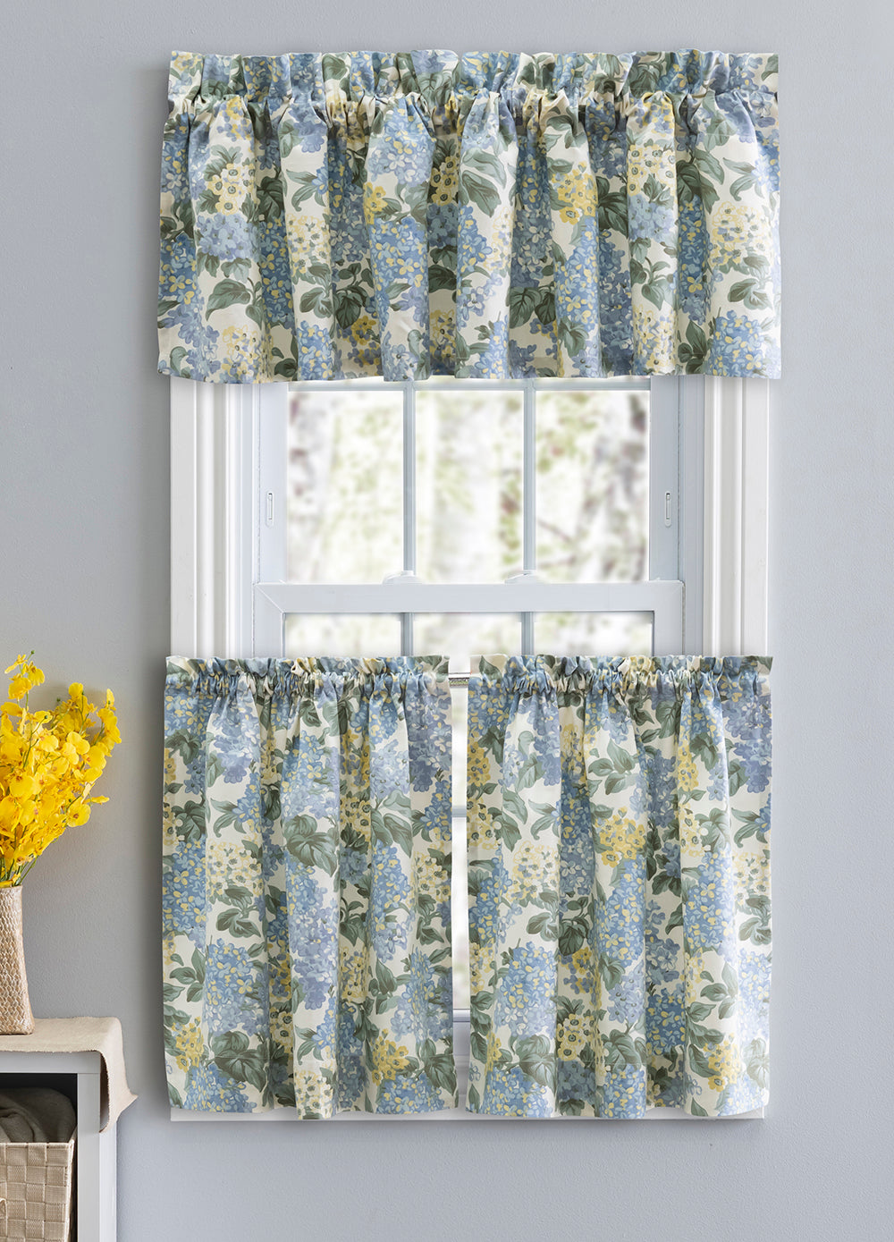 Hydrangea Tie up Valance