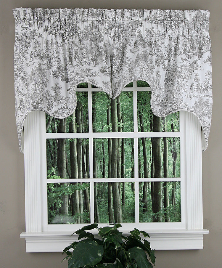 Victoria Park Lined Empress Valance