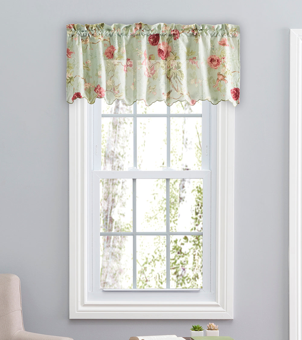 Balmoral Scalloped Valance