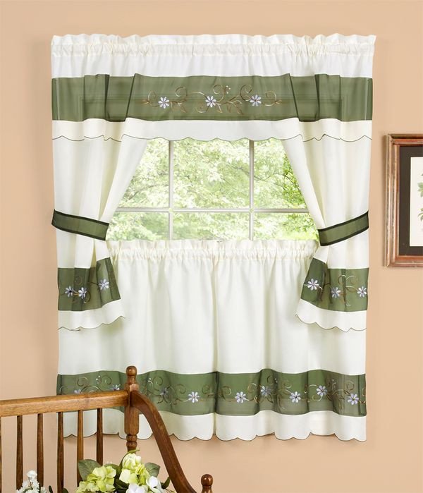 Berkshire Complete Kitchen Curtain Set with Ties