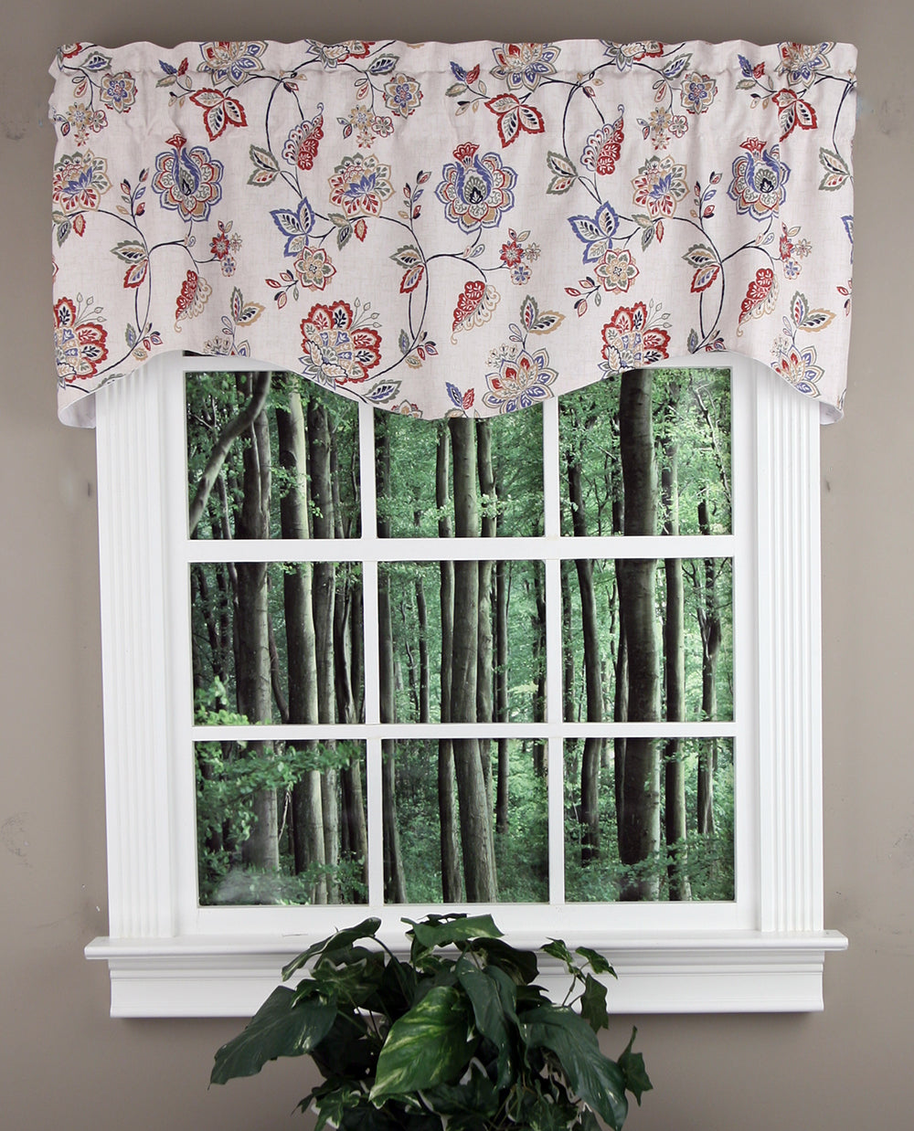 Colette Lined Scalloped Valance