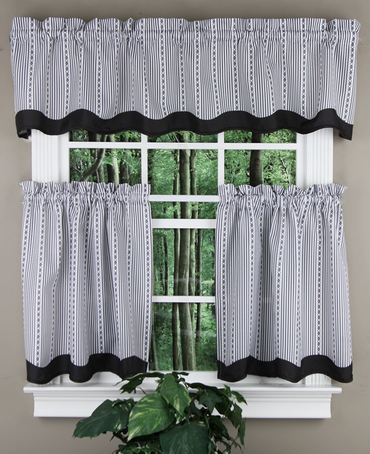 Wesport Valance & Tier Curtain Set Black/White Achim Complete