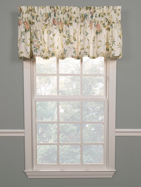 Abigail Lined Scalloped Valance