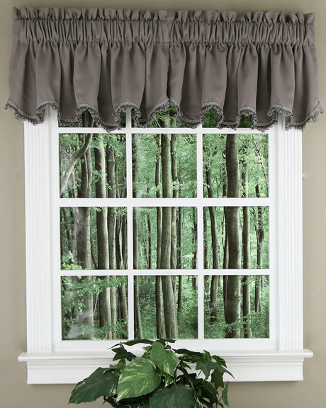 Blackstone Scalloped Valance
